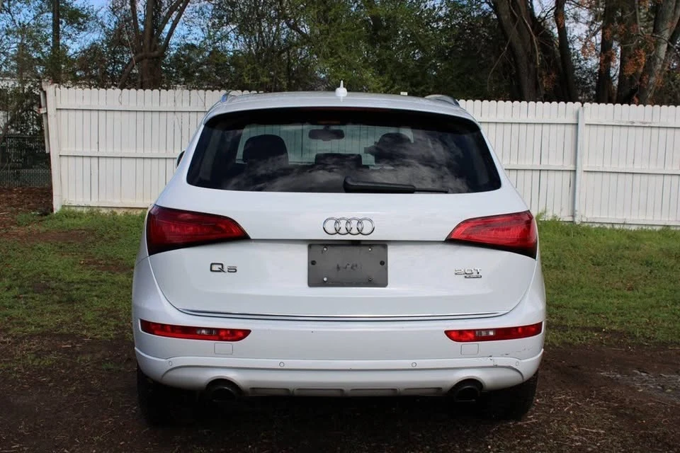 2015 Audi 8R Q5 - Image 8 of 20
