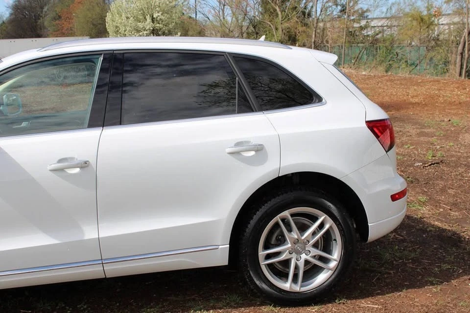 2015 Audi 8R Q5 - Image 10 of 20