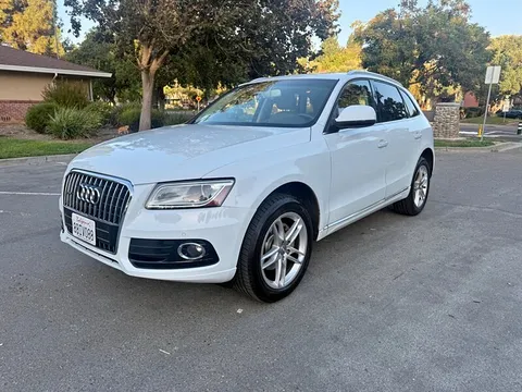 2015 Audi Q5 2.0T Quattro Premium Plus