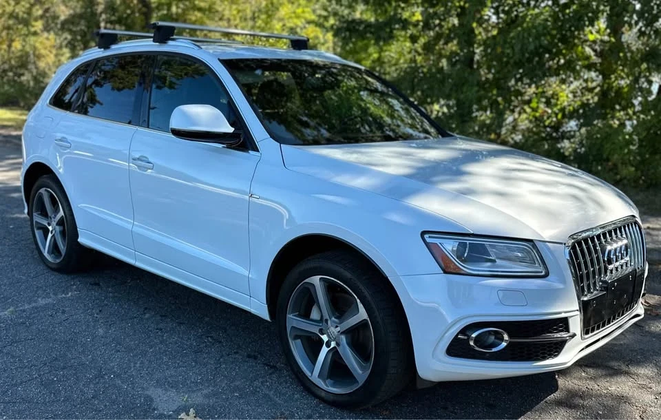 2015 Audi 8R Q5 - Image 2 of 18