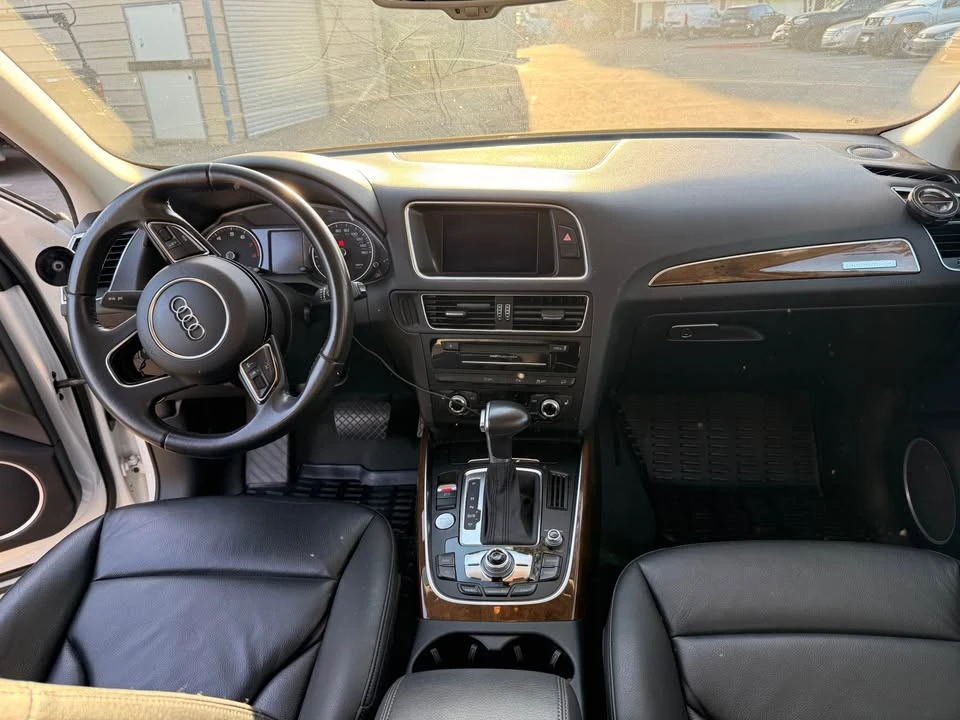 2015 Audi 8R Q5 - Image 8 of 12