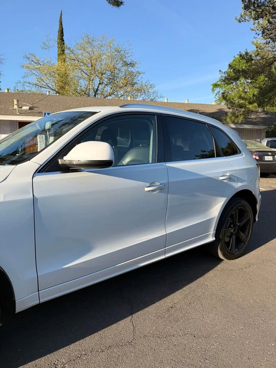 2015 Audi 8R Q5 - Image 2 of 12