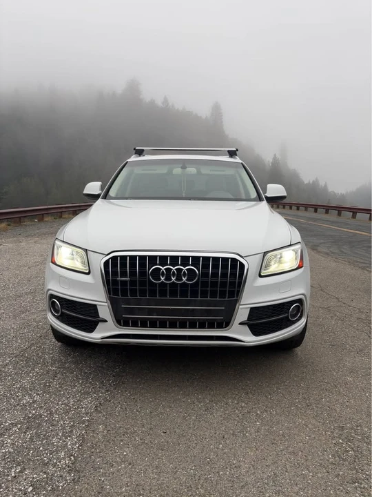 2015 Audi 8R Q5 - Image 2 of 11