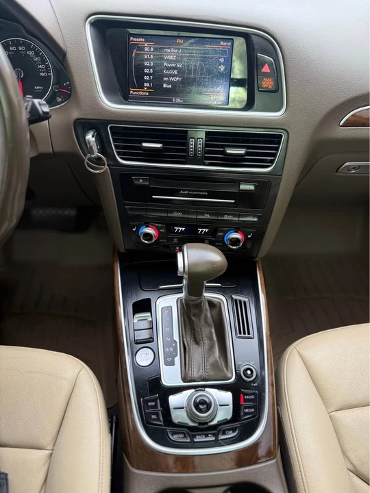 2015 Audi 8R Q5 - Image 15 of 17