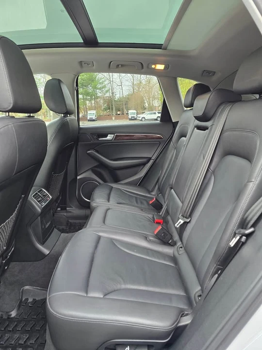 2015 Audi 8R Q5 - Image 9 of 10