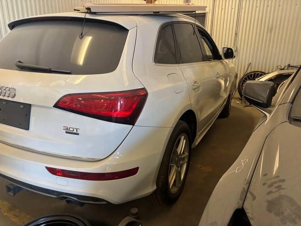 2015 Audi 8R Q5 - Image 2 of 11