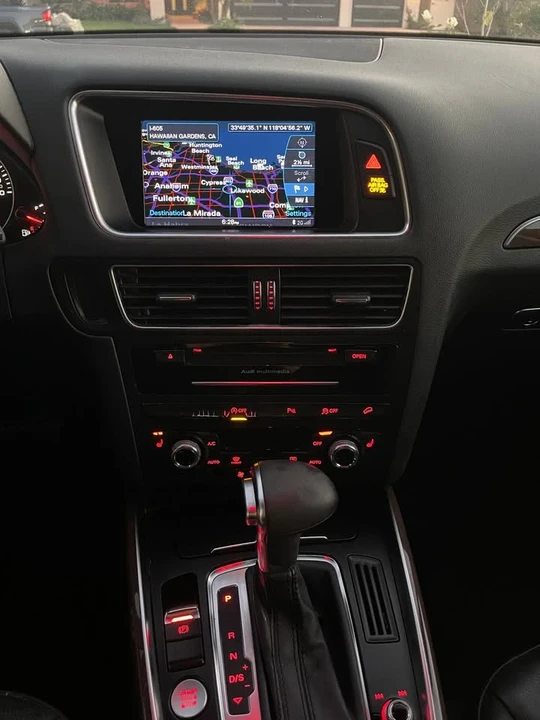 2015 Audi 8R Q5 - Image 10 of 17