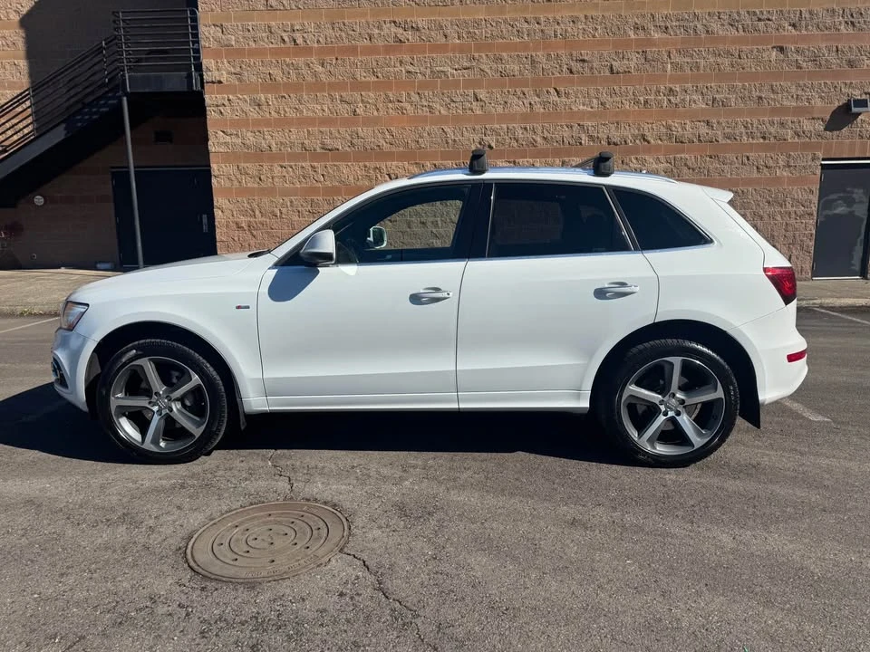 2015 Audi 8R Q5 - Image 2 of 17