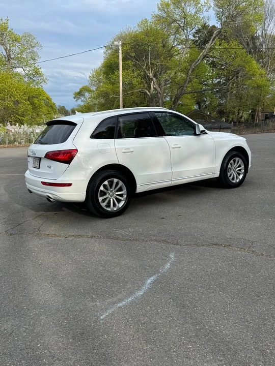 2015 Audi 8R Q5 - Image 8 of 18