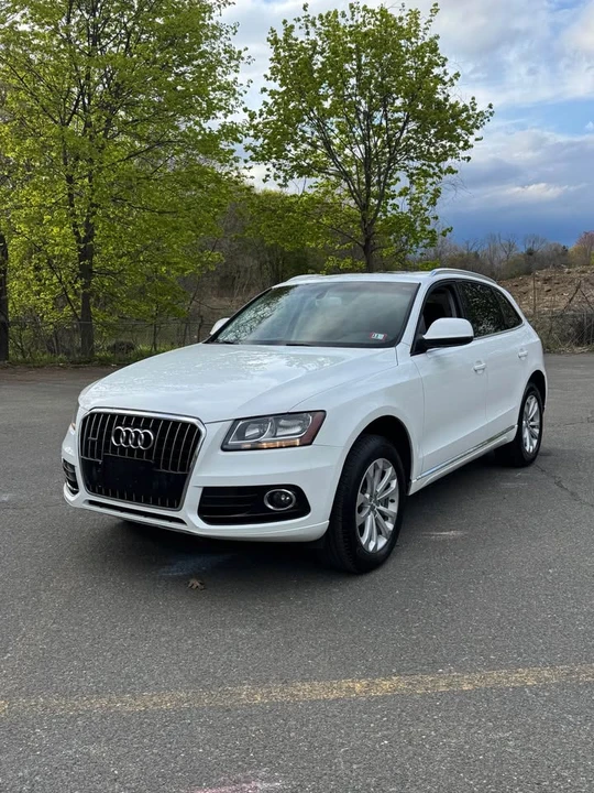 2015 Audi 8R Q5 - Image 2 of 18