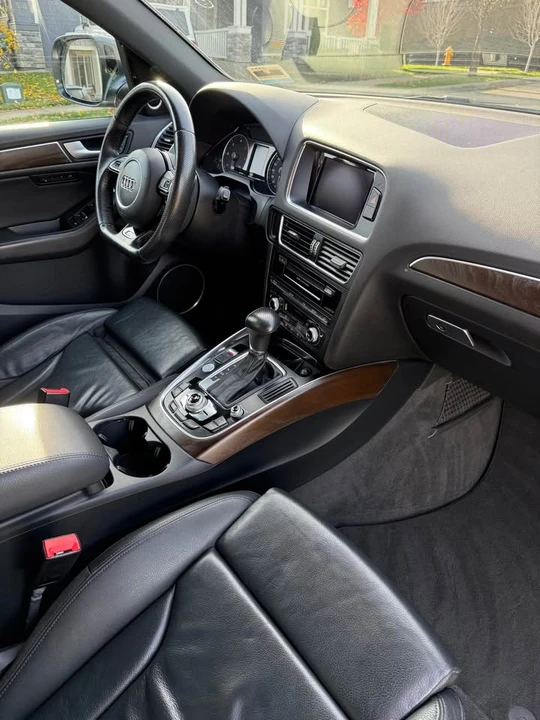 2015 Audi 8R Q5 - Image 10 of 17