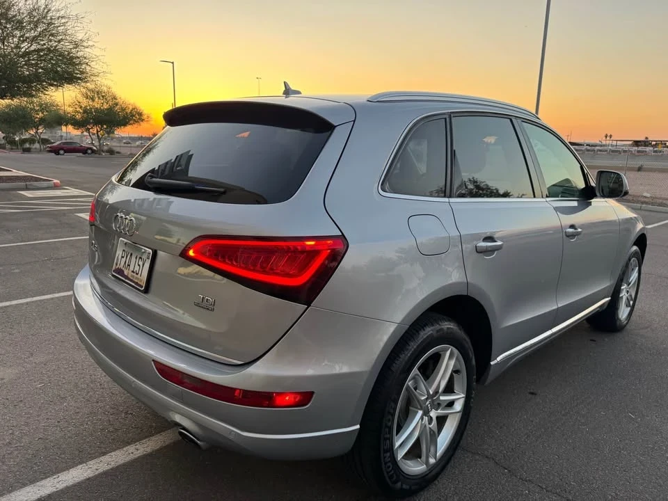 2015 Audi 8R Q5 - Image 10 of 11