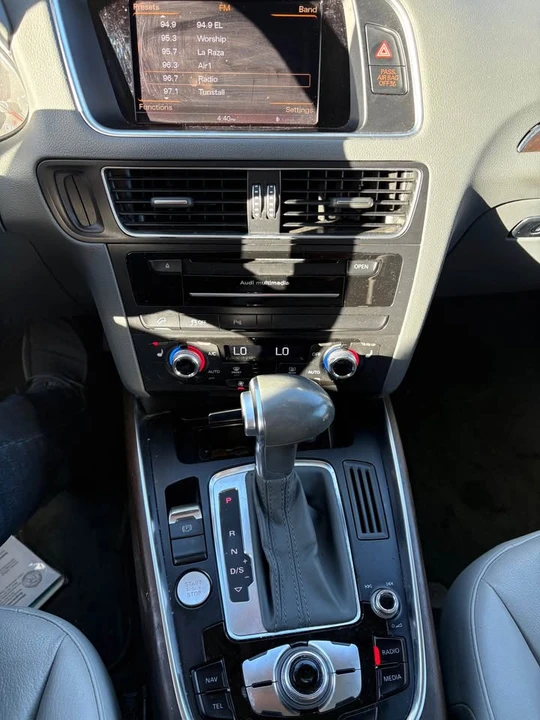 2015 Audi 8R Q5 - Image 9 of 10