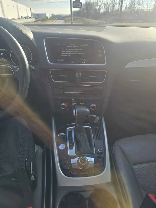 2015 Audi 8R Q5 - Image 10 of 13