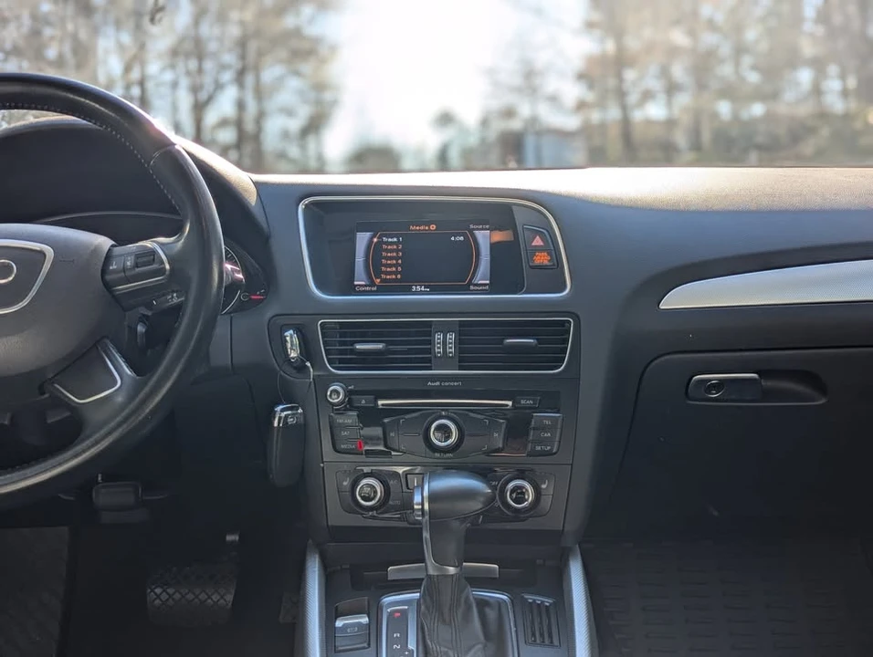 2015 Audi 8R Q5 - Image 11 of 20