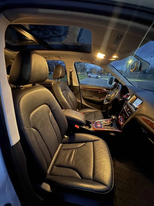 2015 Audi 8R Q5 - Image 8 of 12