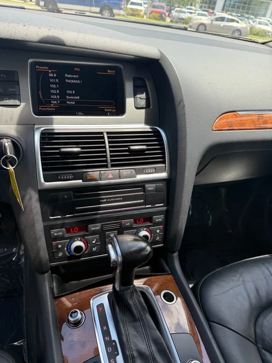 2015 Audi 4L Q7 - Image 9 of 11
