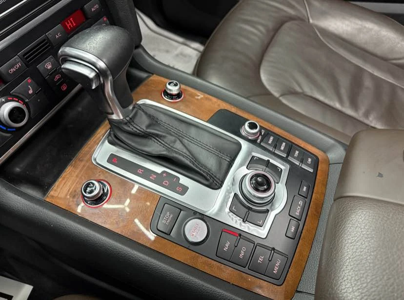 2015 Audi 4L Q7 - Image 9 of 10