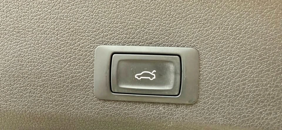 2015 Audi 4L Q7 - Image 16 of 19