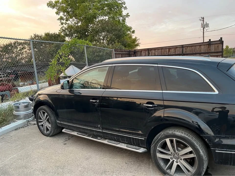 2015 Audi 4L Q7 - Image 2 of 9