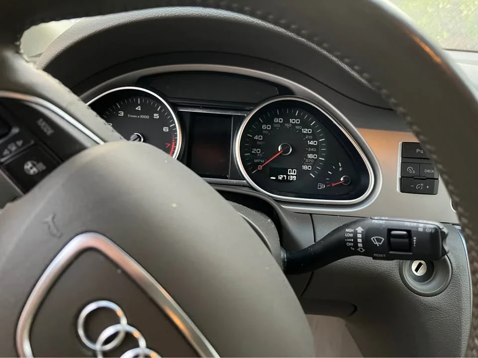 2015 Audi 4L Q7 - Image 8 of 9