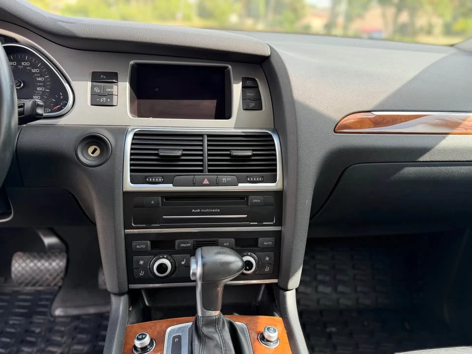 2015 Audi 4L Q7 - Image 13 of 19