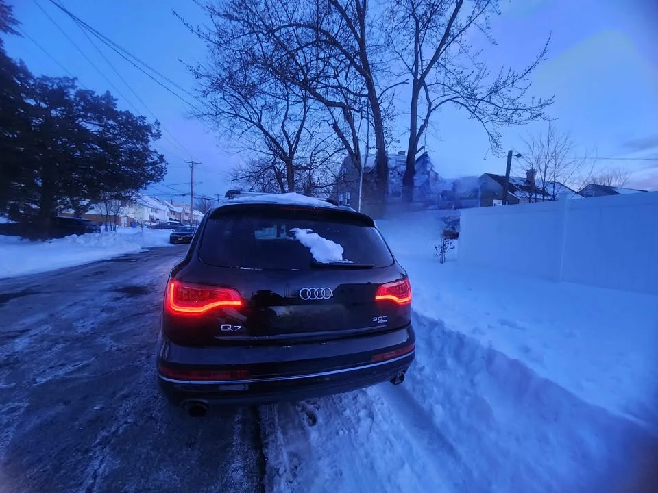 2015 Audi 4L Q7 - Image 2 of 10