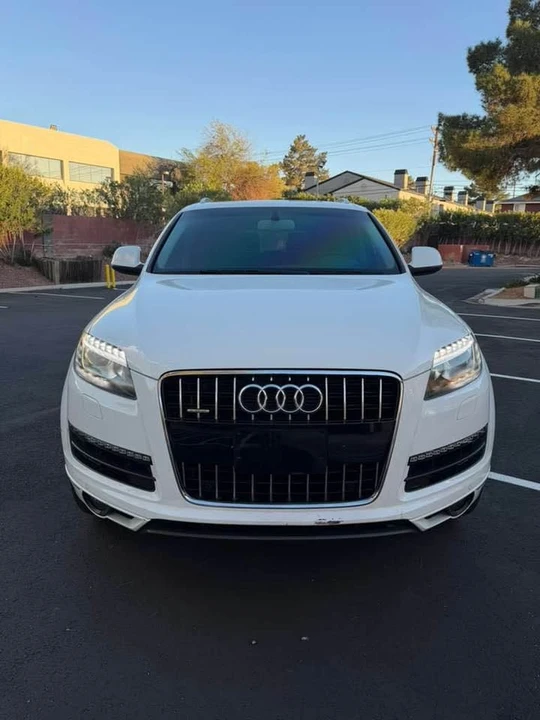 2015 Audi 4L Q7 - Image 2 of 16