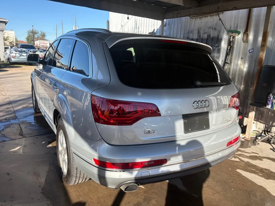 2015 Audi 4L Q7 - Image 8 of 15
