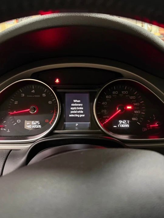 2015 Audi 4L Q7 - Image 9 of 9