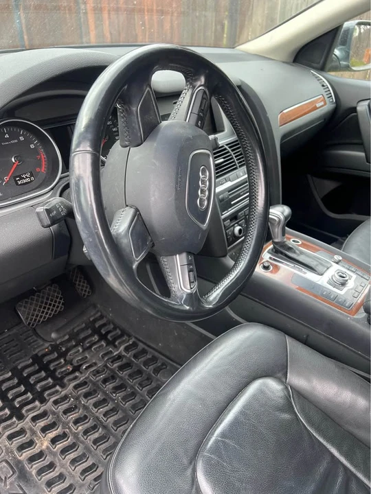 2015 Audi 4L Q7 - Image 8 of 9