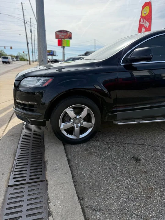 2015 Audi 4L Q7 - Image 2 of 17