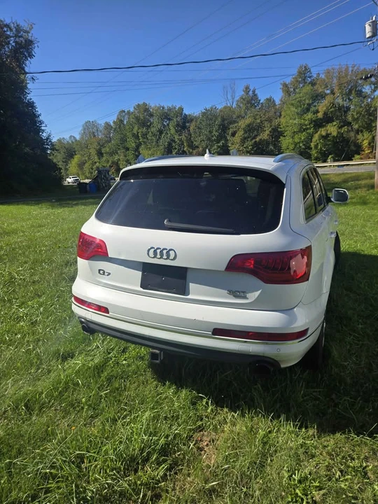 2015 Audi 4L Q7 - Image 8 of 9