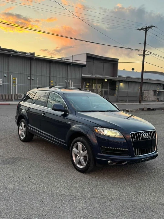 2015 Audi 4L Q7 - Image 2 of 10