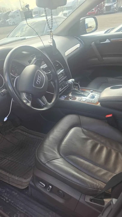 2015 Audi 4L Q7 - Image 8 of 9