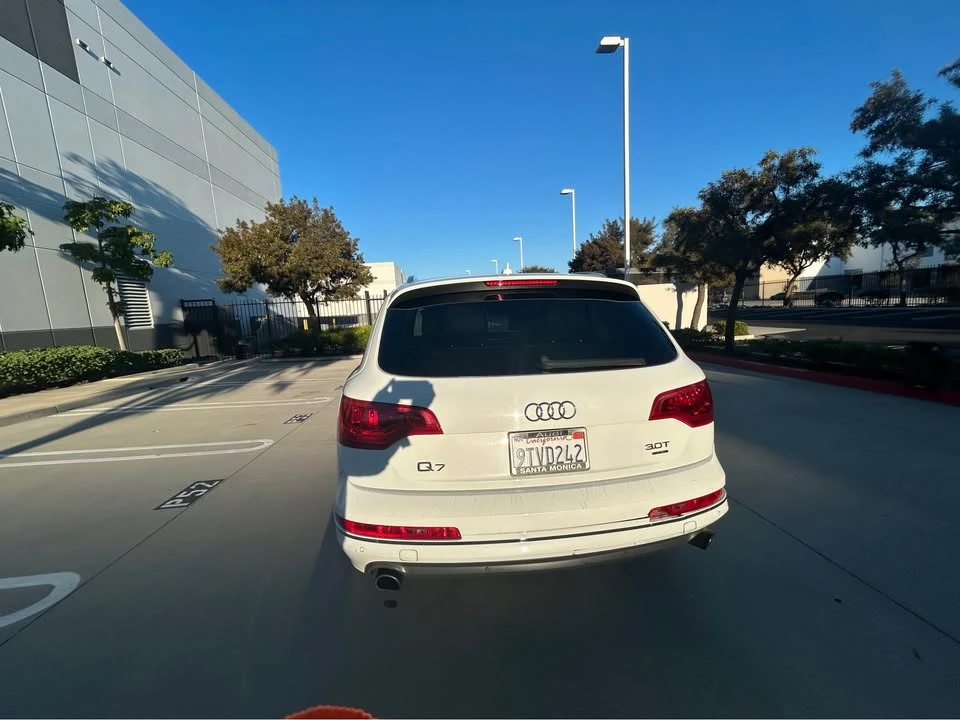 2015 Audi 4L Q7 - Image 8 of 11