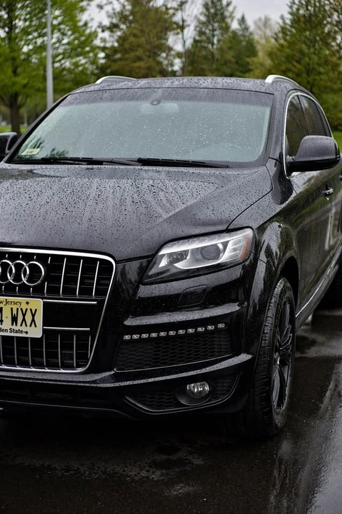 2015 Audi 4L Q7 - Image 2 of 14