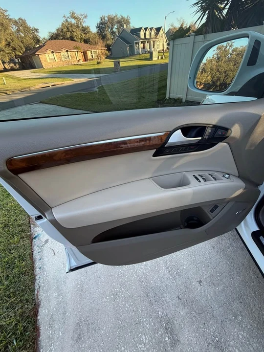 2015 Audi 4L Q7 - Image 10 of 18