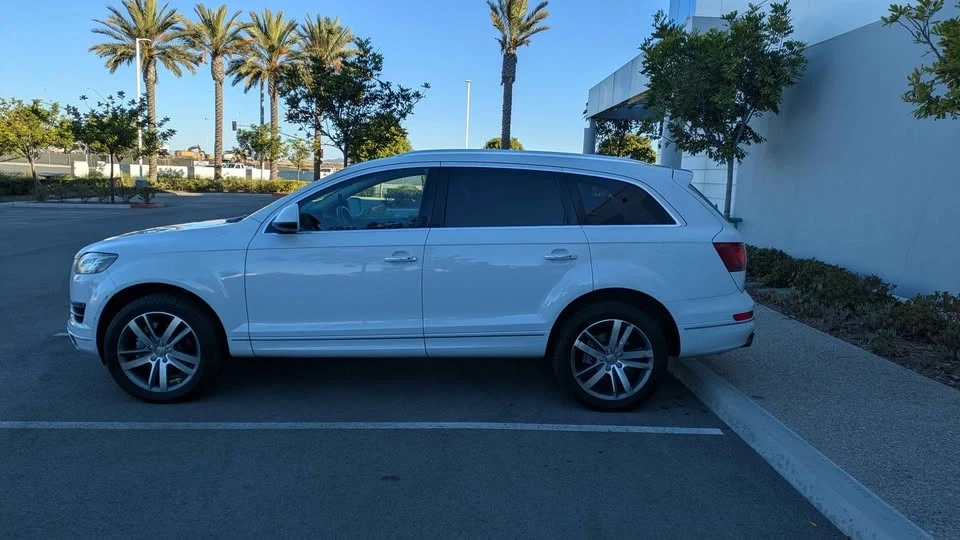 2015 Audi 4L Q7 - Image 2 of 16