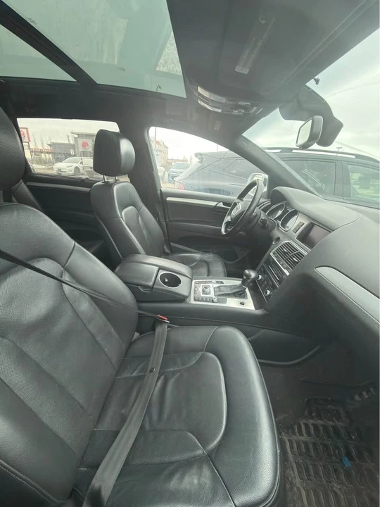 2015 Audi 4L Q7 - Image 2 of 4