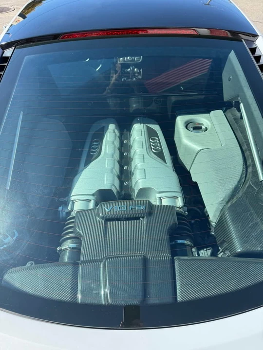 2015 Audi 42 R8 - Image 4 of 14