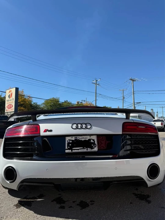 2015 Audi 42 R8 - Image 13 of 14