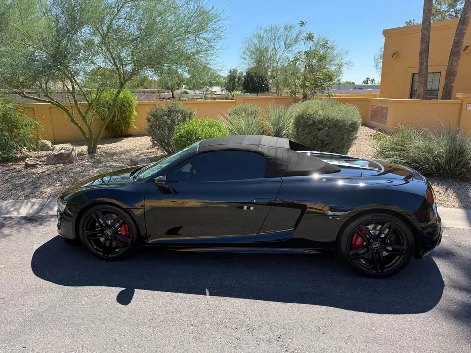 2015 Audi 42 R8 - Image 2 of 8