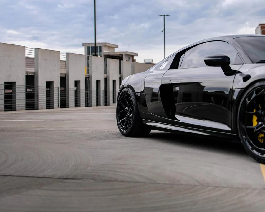 2015 Audi 42 R8 - Image 7 of 12