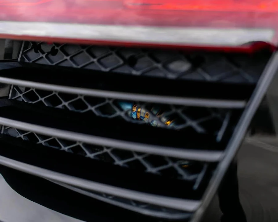 2015 Audi 42 R8 - Image 12 of 12