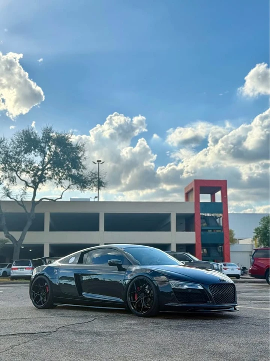 2015 Audi 42 R8 - Image 9 of 16