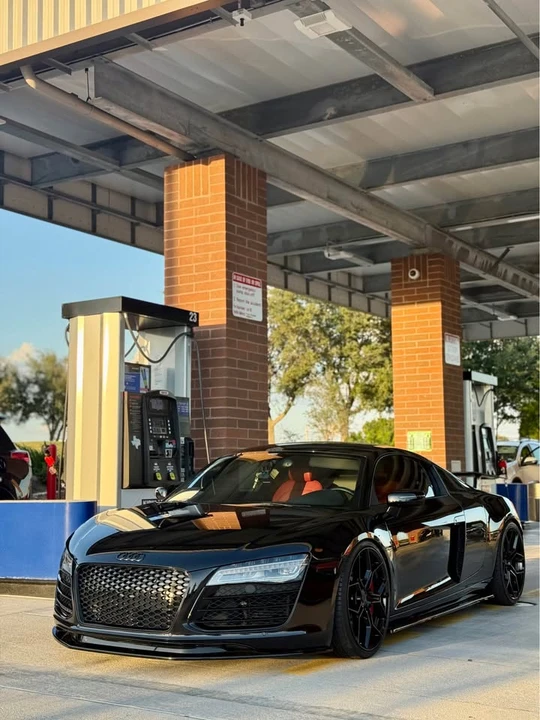 2015 Audi 42 R8 - Image 15 of 16