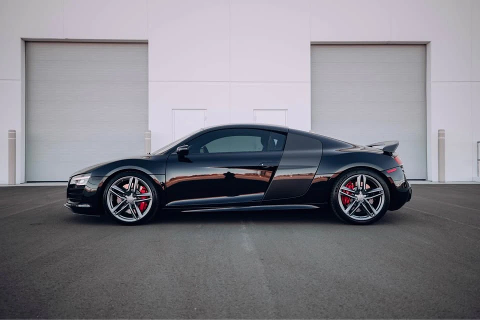 2015 Audi 42 R8 - Image 2 of 20