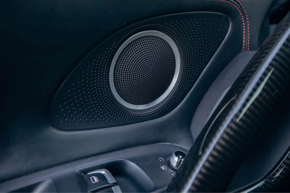 2015 Audi 42 R8 - Image 16 of 20