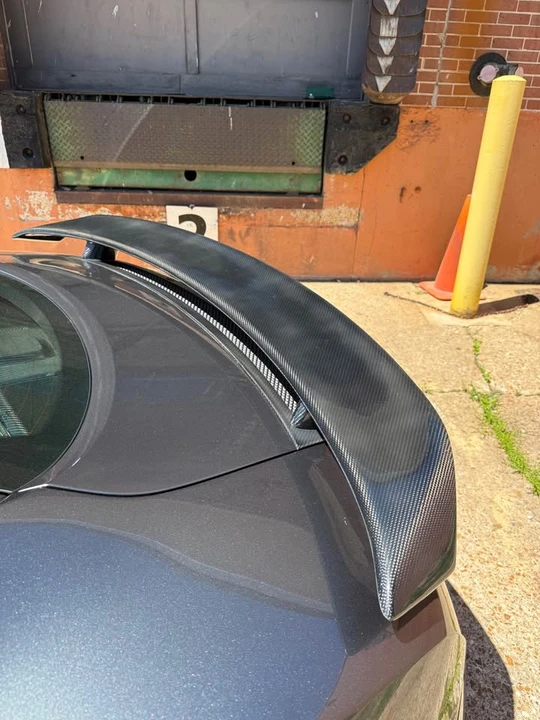 2015 Audi 42 R8 - Image 7 of 15